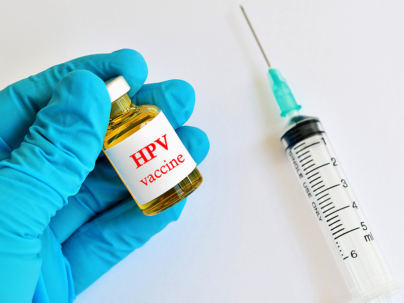dt 160624 hpv vaccine syringe vial 800x600